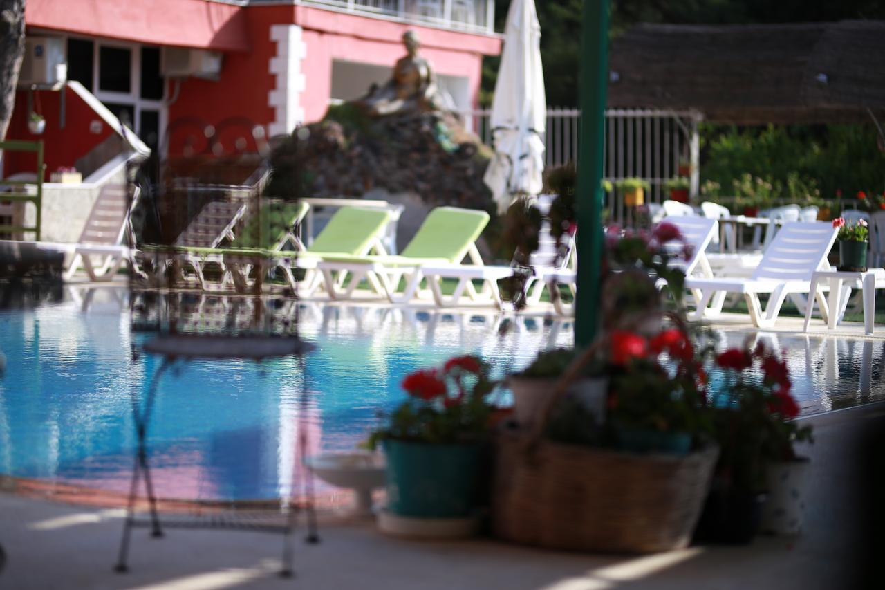 Tunc Hotel Ayvalı Exteriör bild